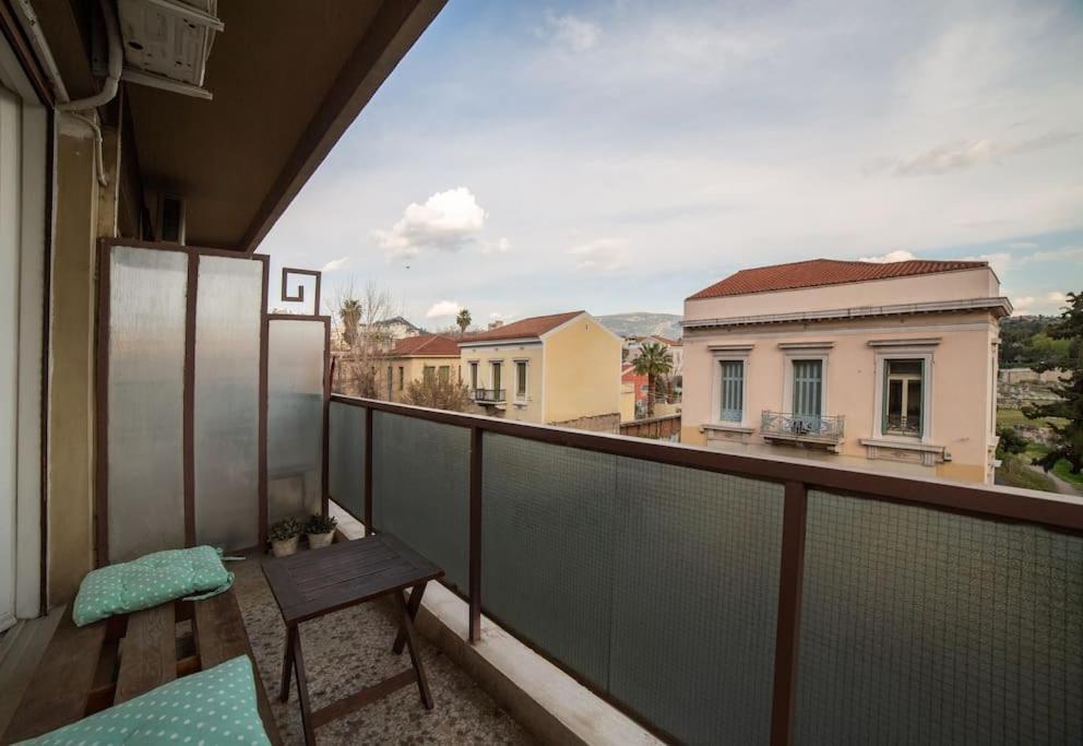 Cosy Apartment With Acropolis View เอเธนส์ ภายนอก รูปภาพ